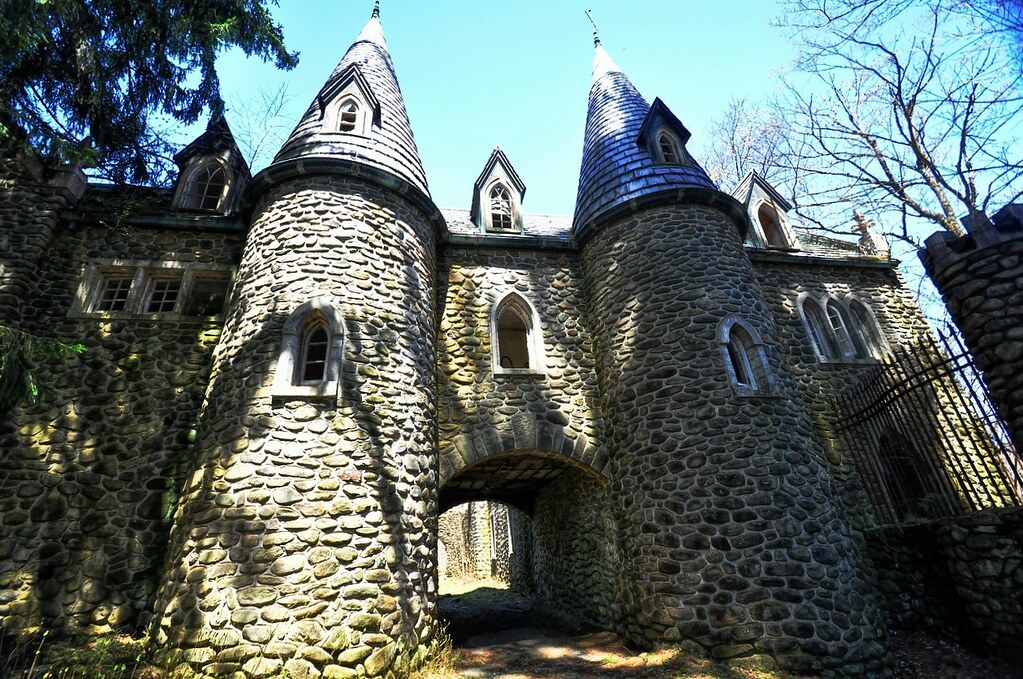 New roof installation showcasing professional craftsmanship